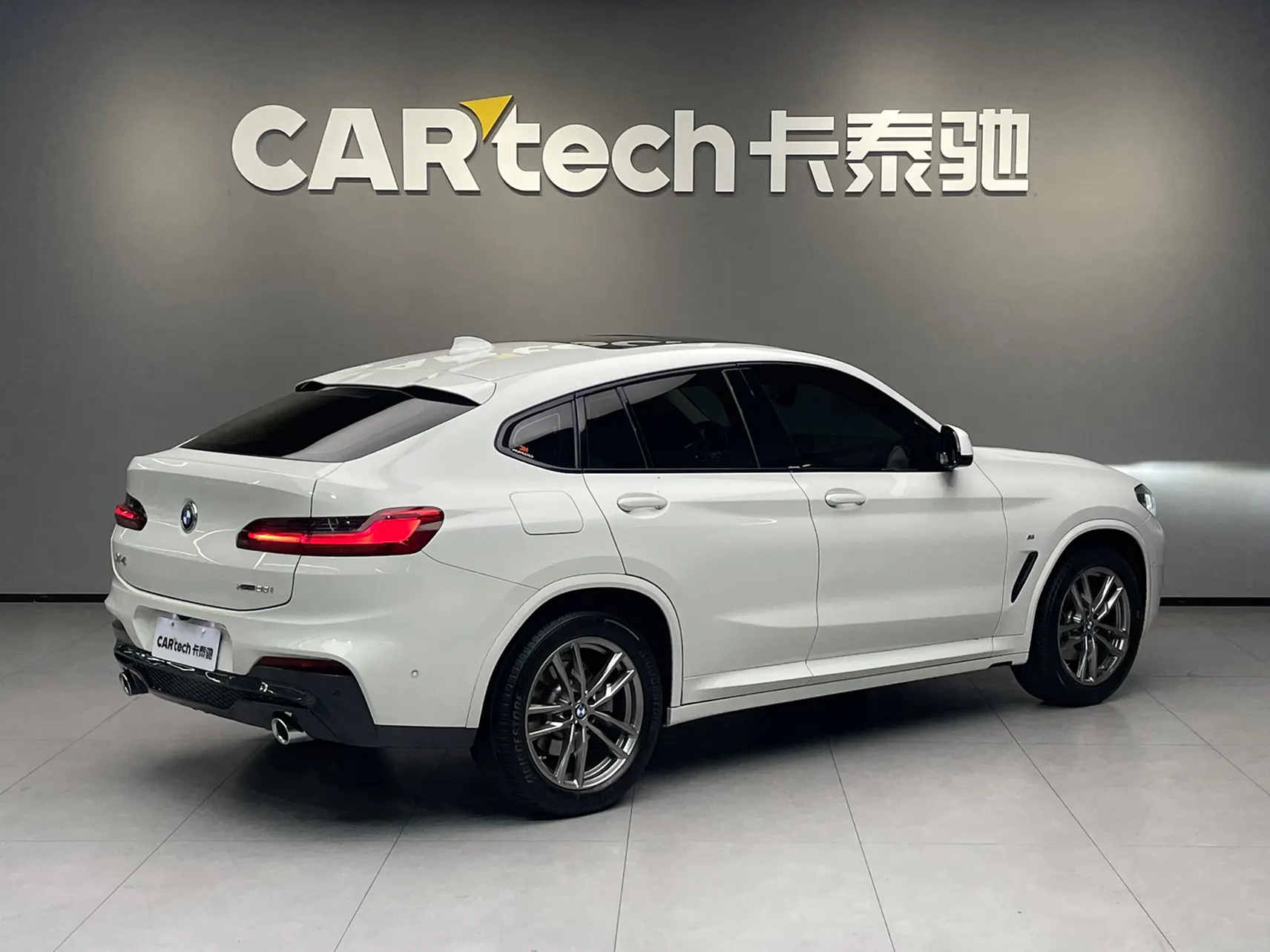 BMW X4, 2021 все фото