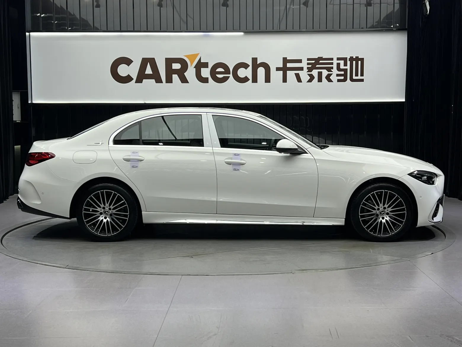 Mercedes-Benz C 200 L, 2024 4