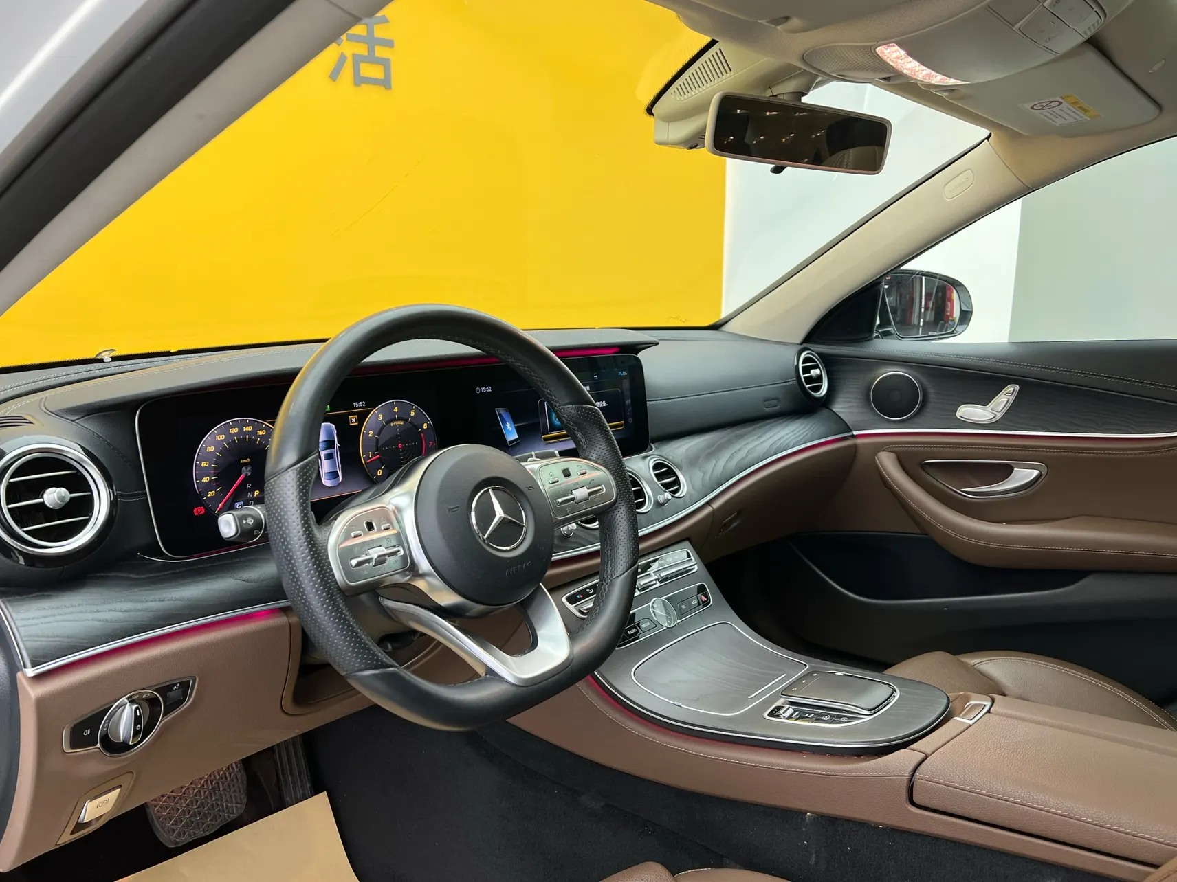 Mercedes-Benz E 260 L, 2019 26