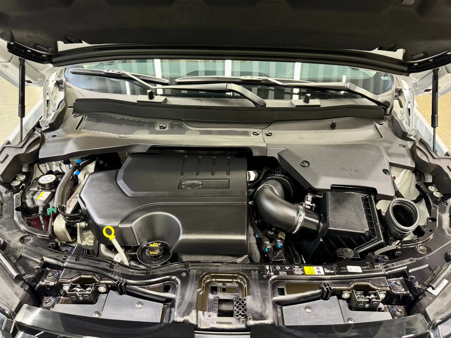 Land Rover Discovery Sport, 2025 27