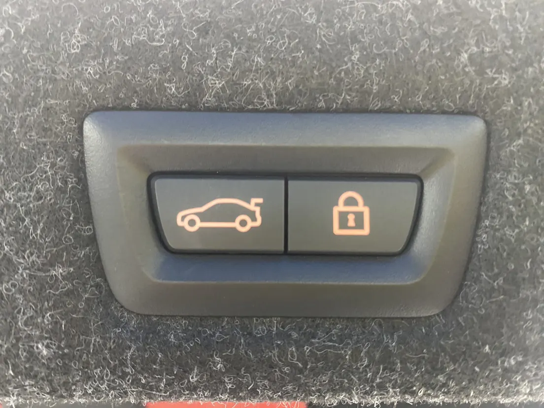 BMW 530Li, 2023 24