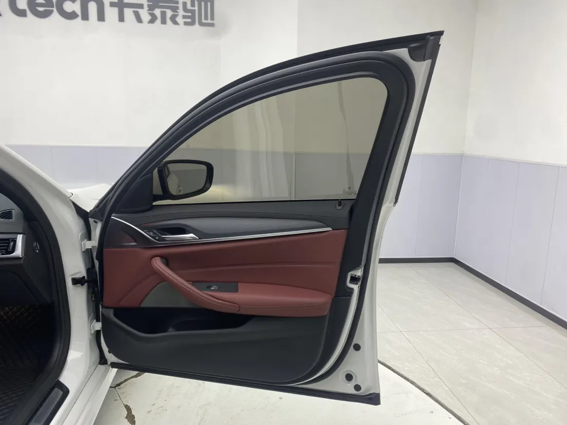 BMW 530Li, 2023 26