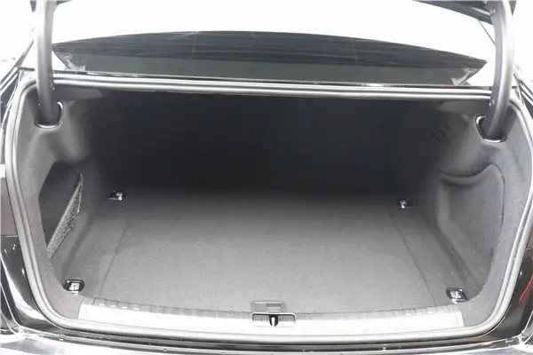 Audi A6L 45 TFSI, 2025 29
