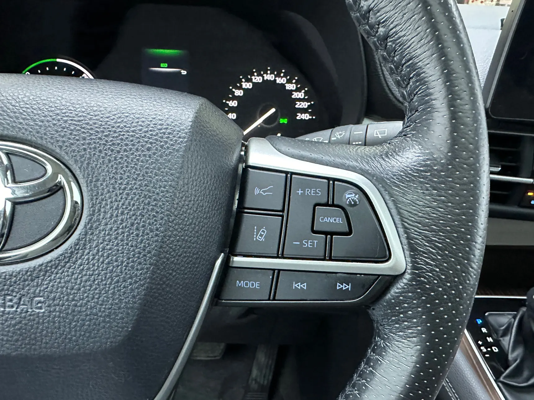 Toyota Sienna, 2023 25