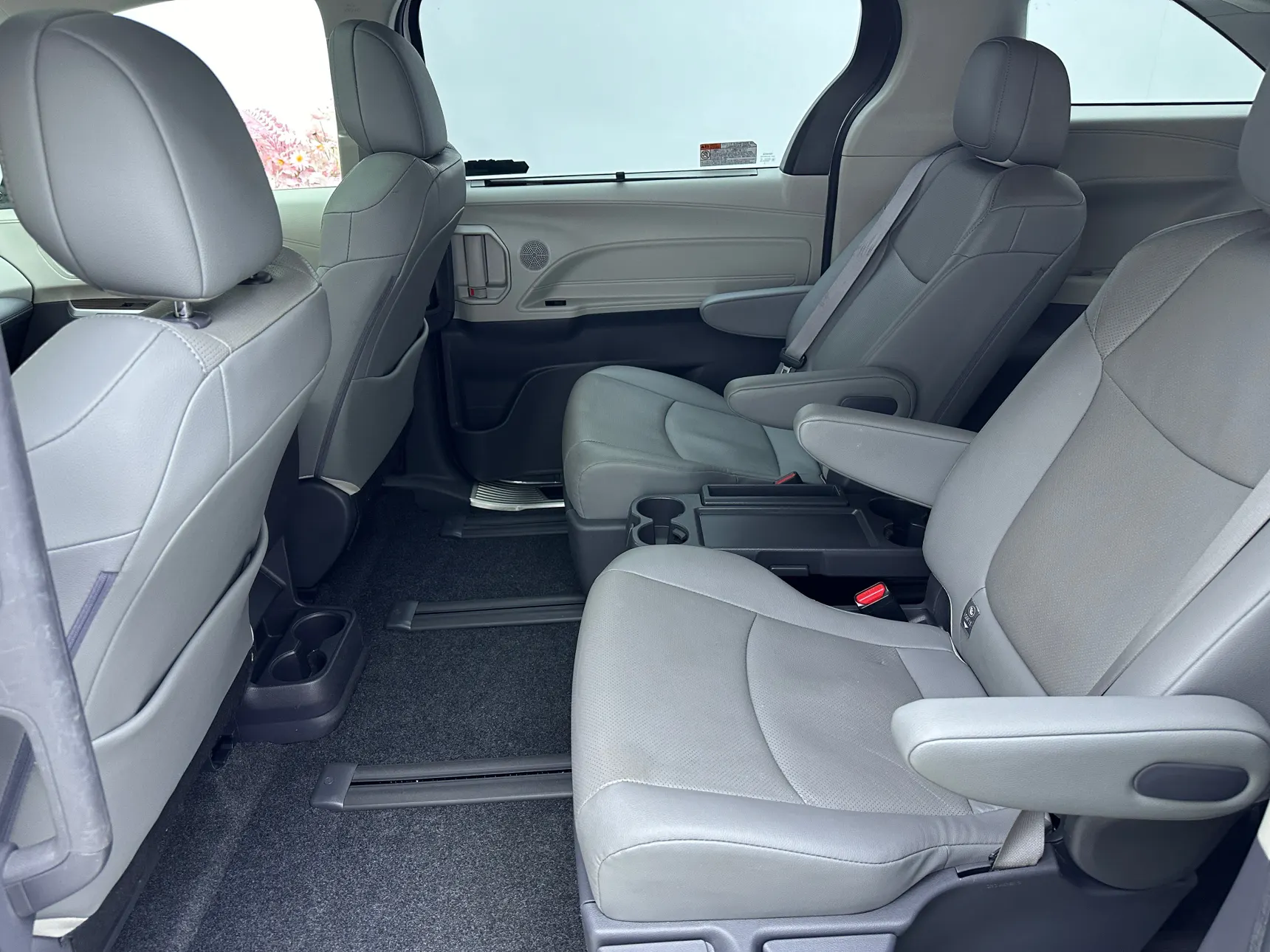 Toyota Sienna, 2023 21