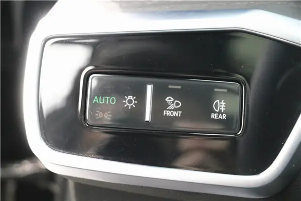 Audi A6L 45 TFSI, 2025 22