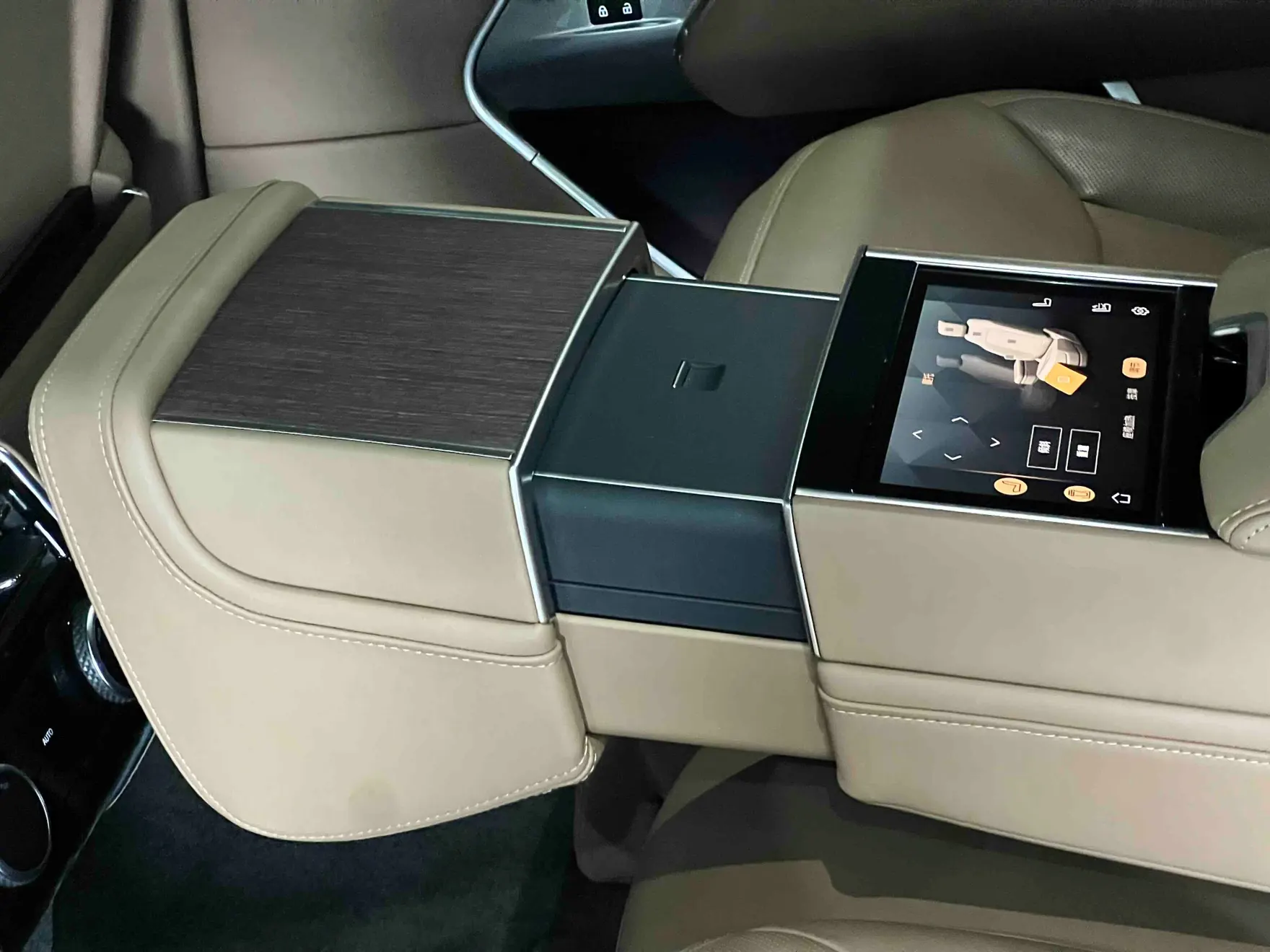 Land Rover Range Rover, 2025 40
