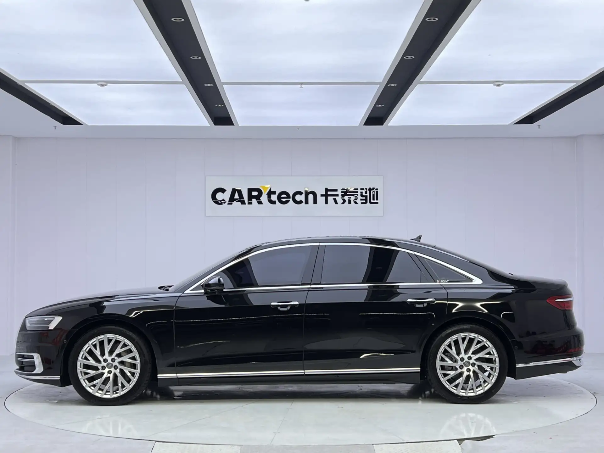 Audi A8L 55 TFSI, 2019 8