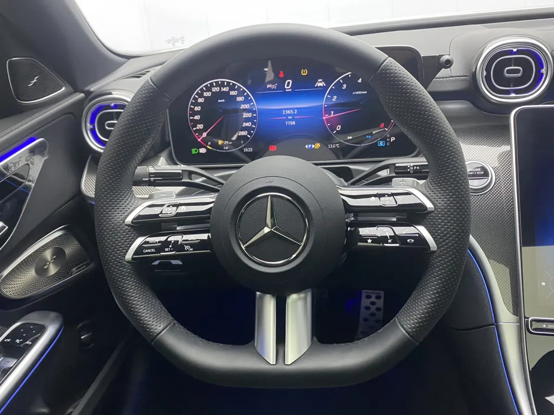 Mercedes-Benz C 260 L, 2025 14