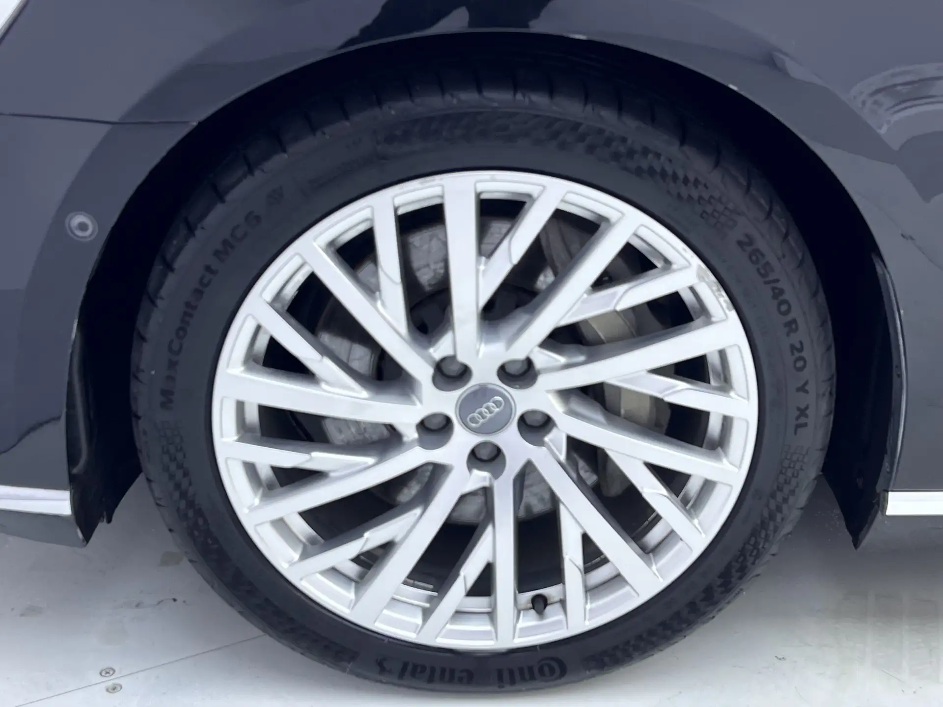 Audi A8L 55 TFSI, 2019 11