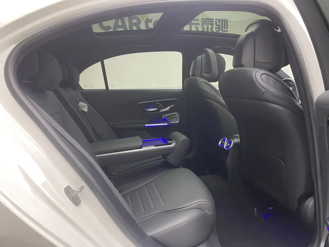 Mercedes-Benz C 260 L, 2025 24