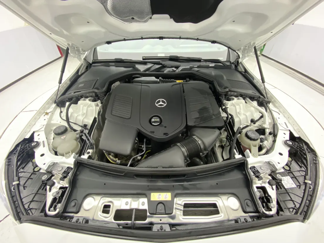 Mercedes-Benz C 260 L, 2025 12