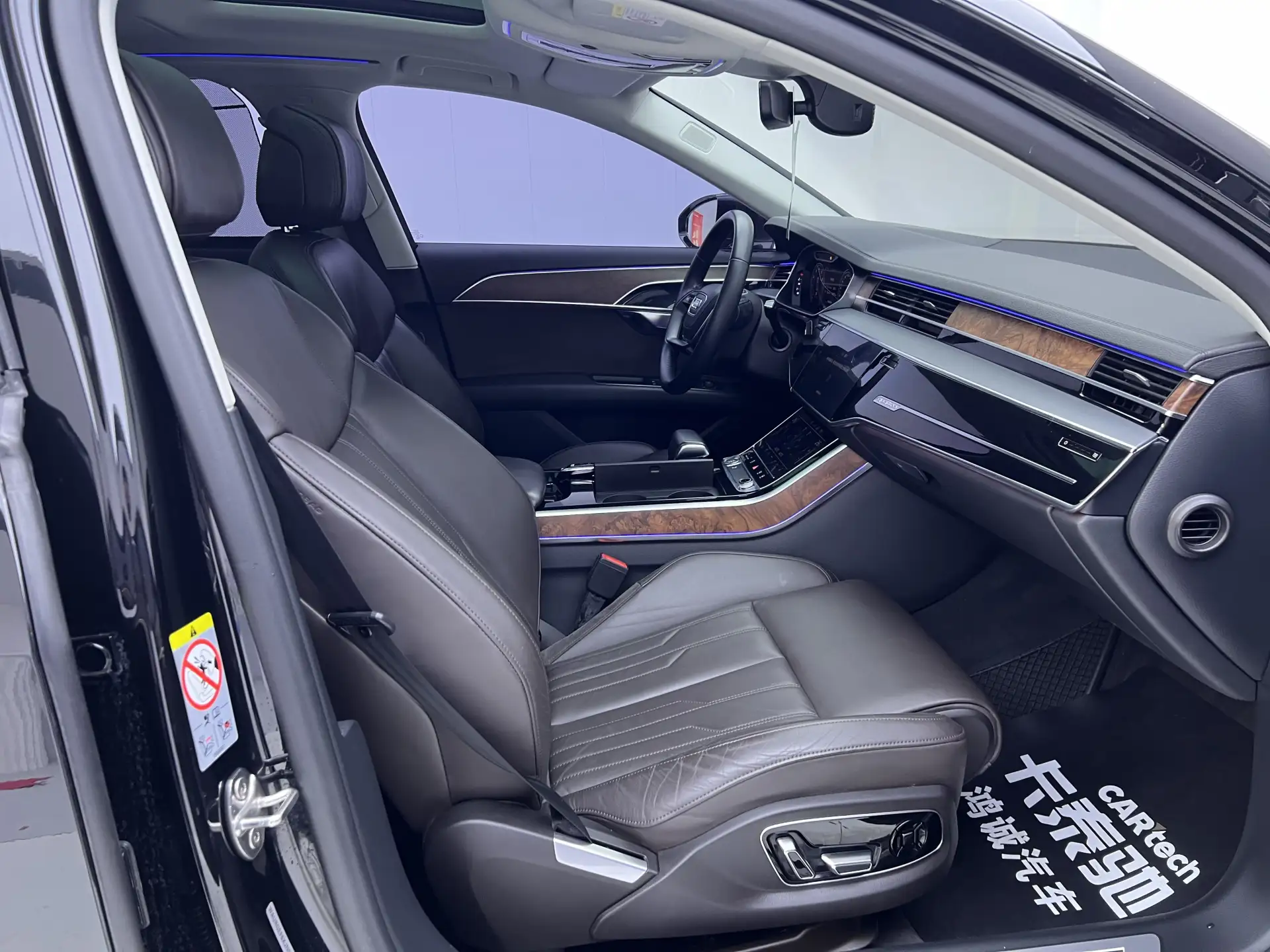 Audi A8L 55 TFSI, 2019 19