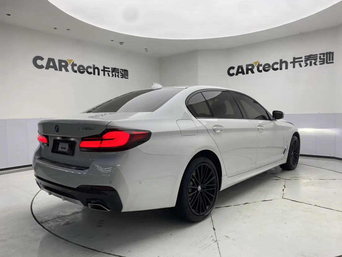 BMW 530Li, 2023 все фото