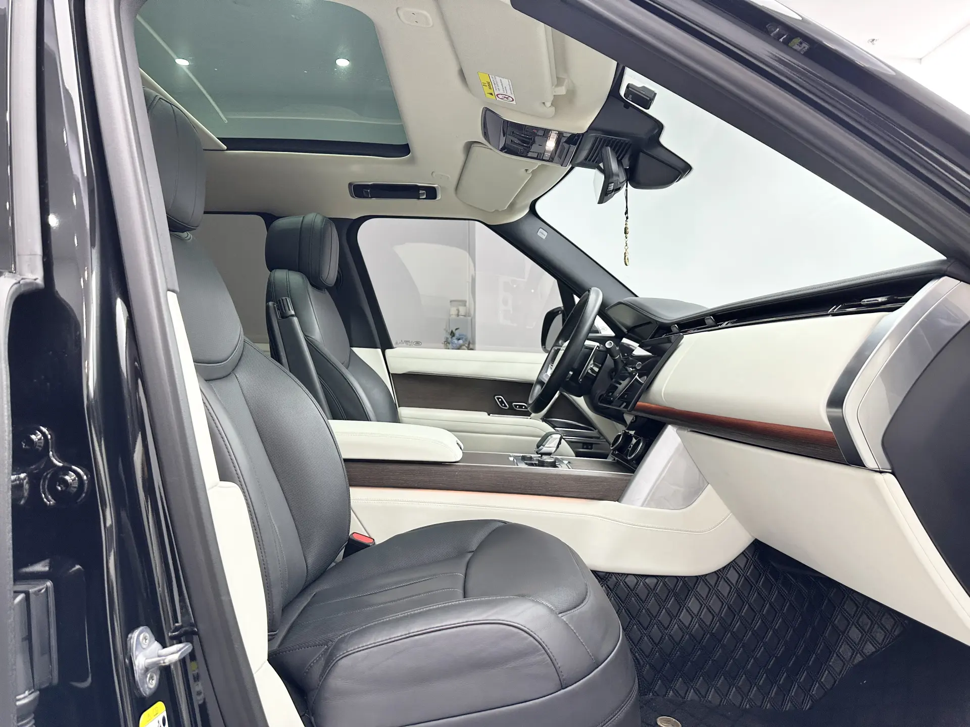 Land Rover Range Rover, 2023 13
