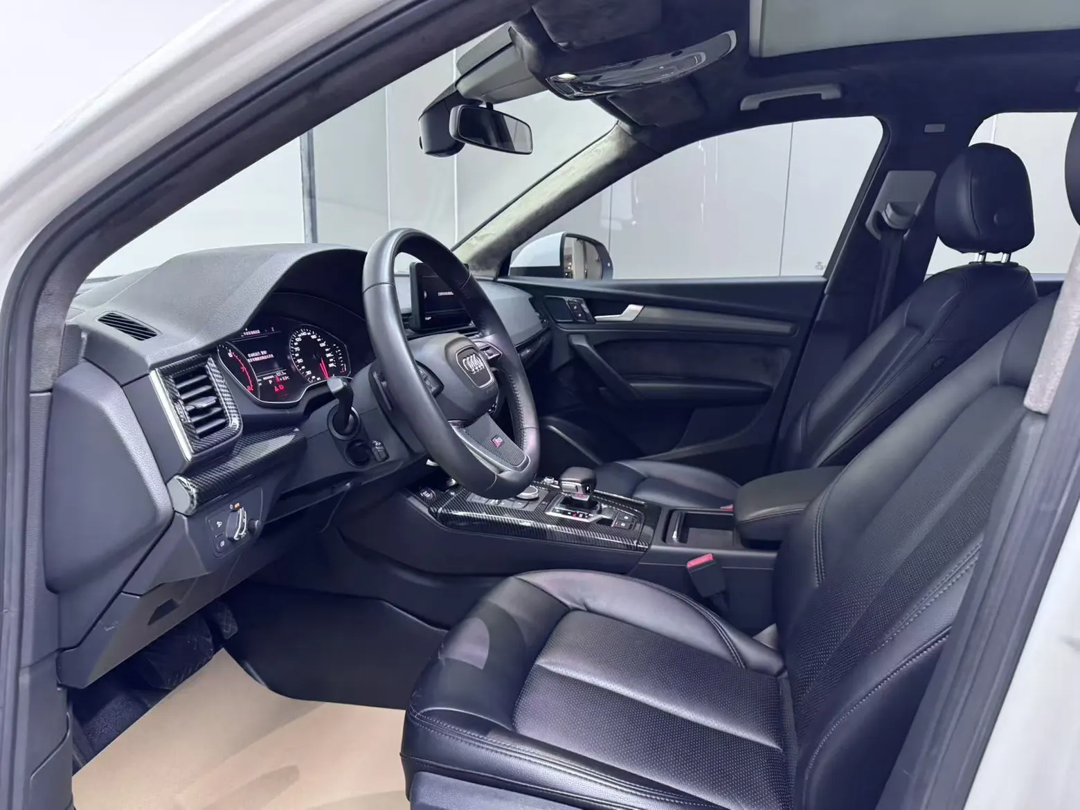 Audi Q5L 40 TFSI, 2018 10