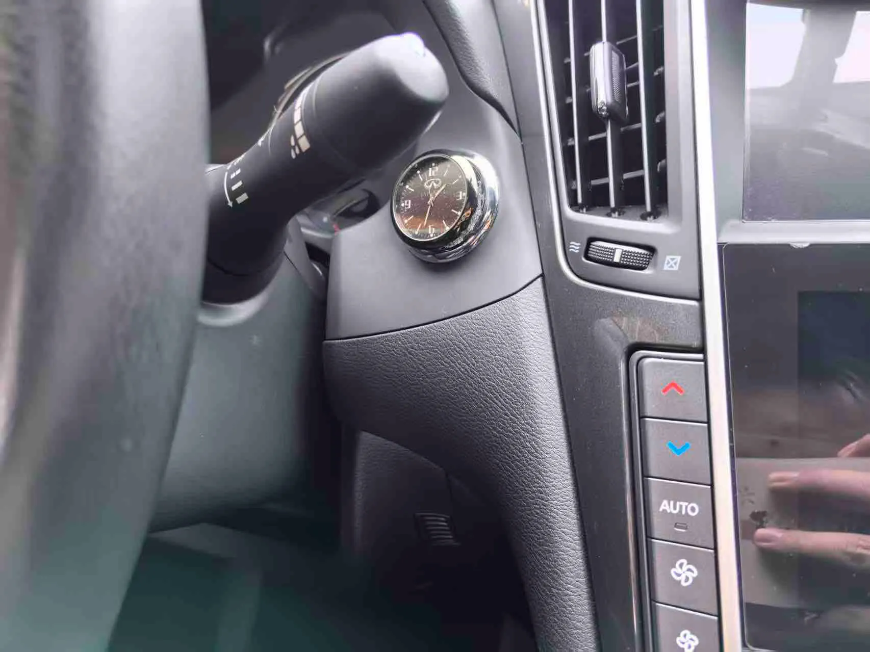 Infiniti Q50L, 2017 25