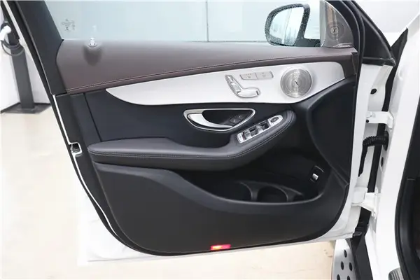 Mercedes-Benz GLC 260 L, 2021 10