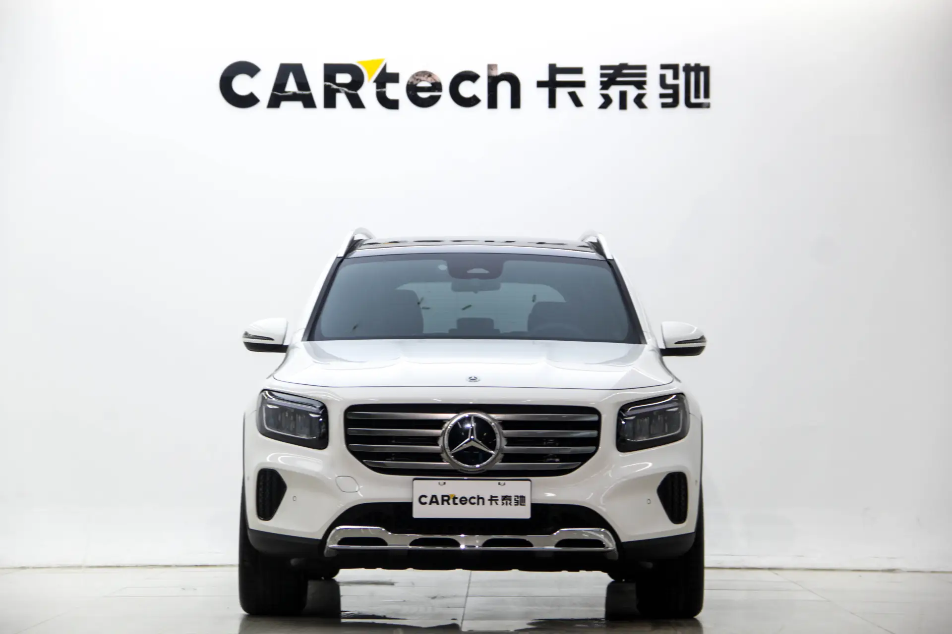 Mercedes-Benz GLB, 2024 2