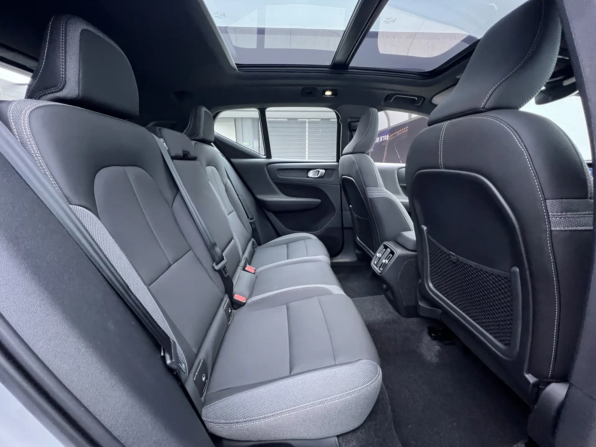 Volvo XC40, 2026 18