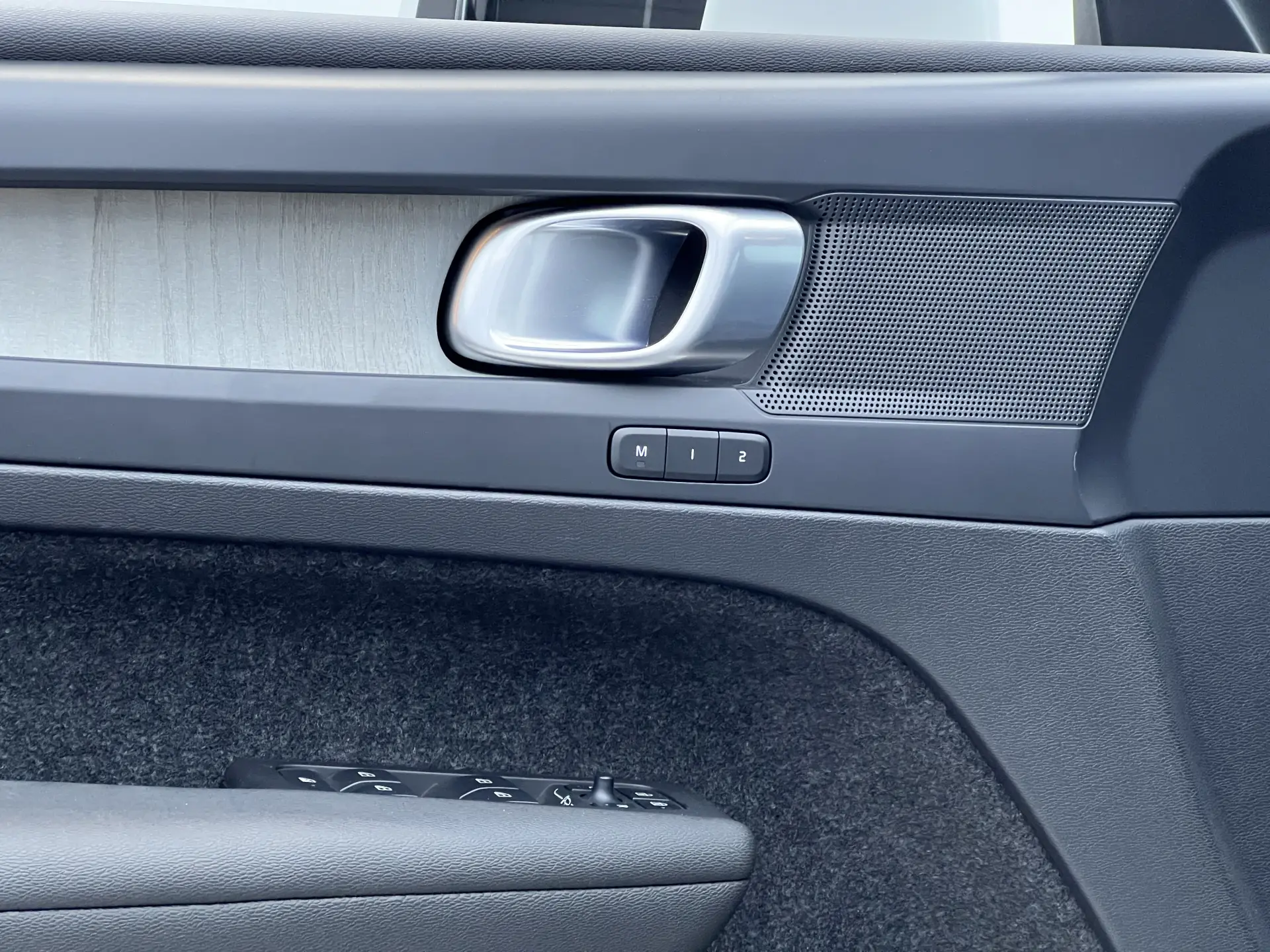 Volvo XC40, 2026 13