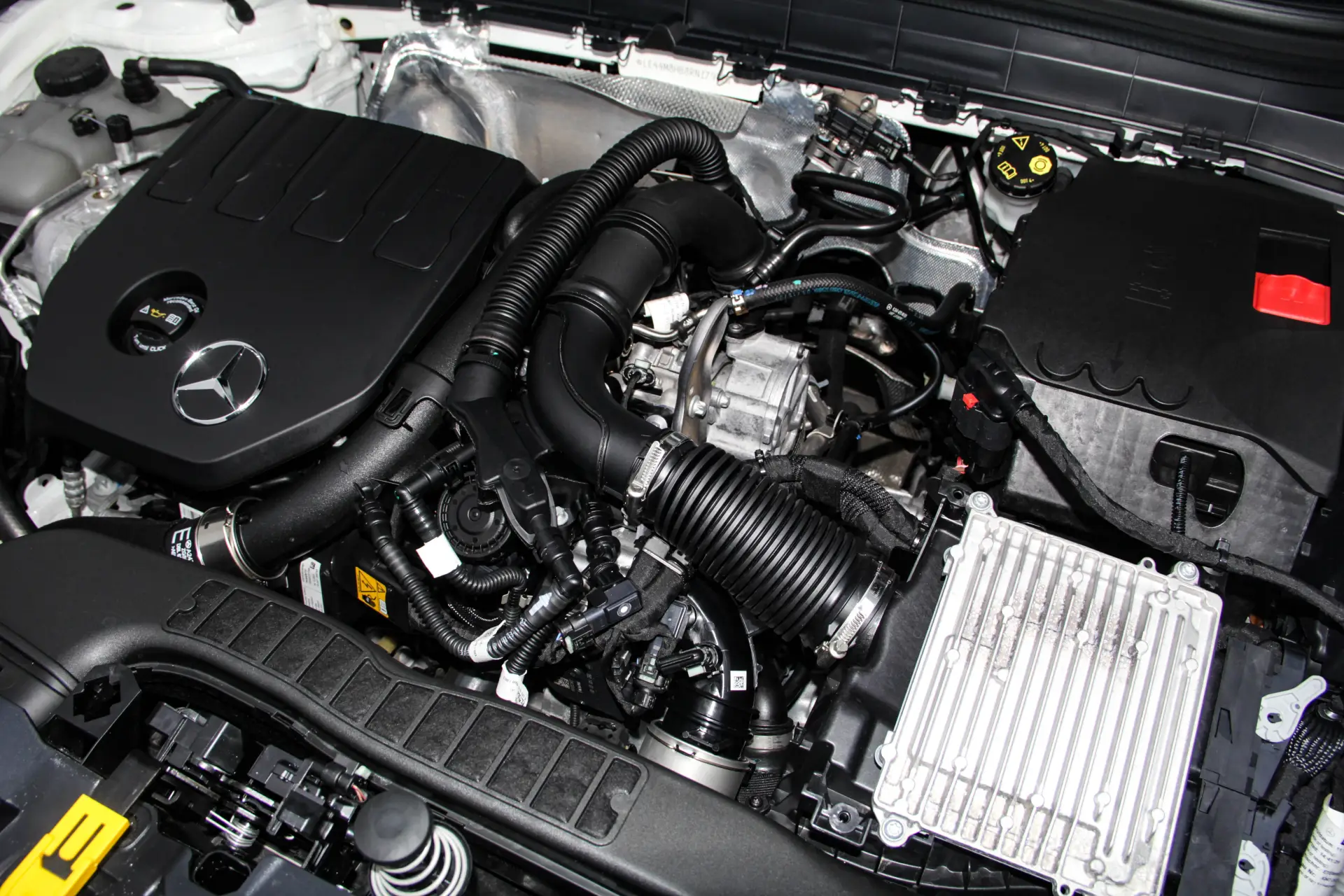 Mercedes-Benz GLB, 2024 10