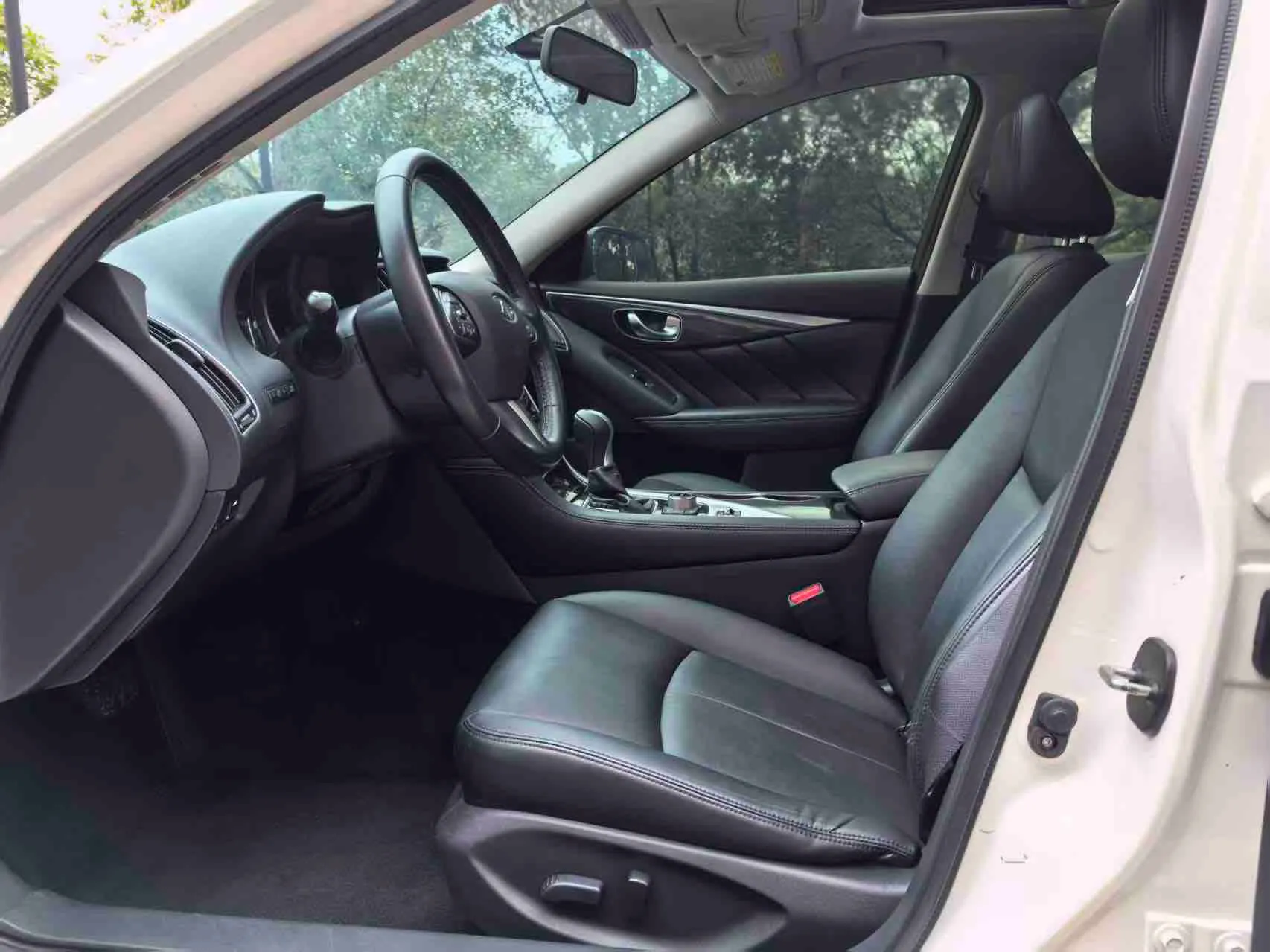 Infiniti Q50L, 2017 18