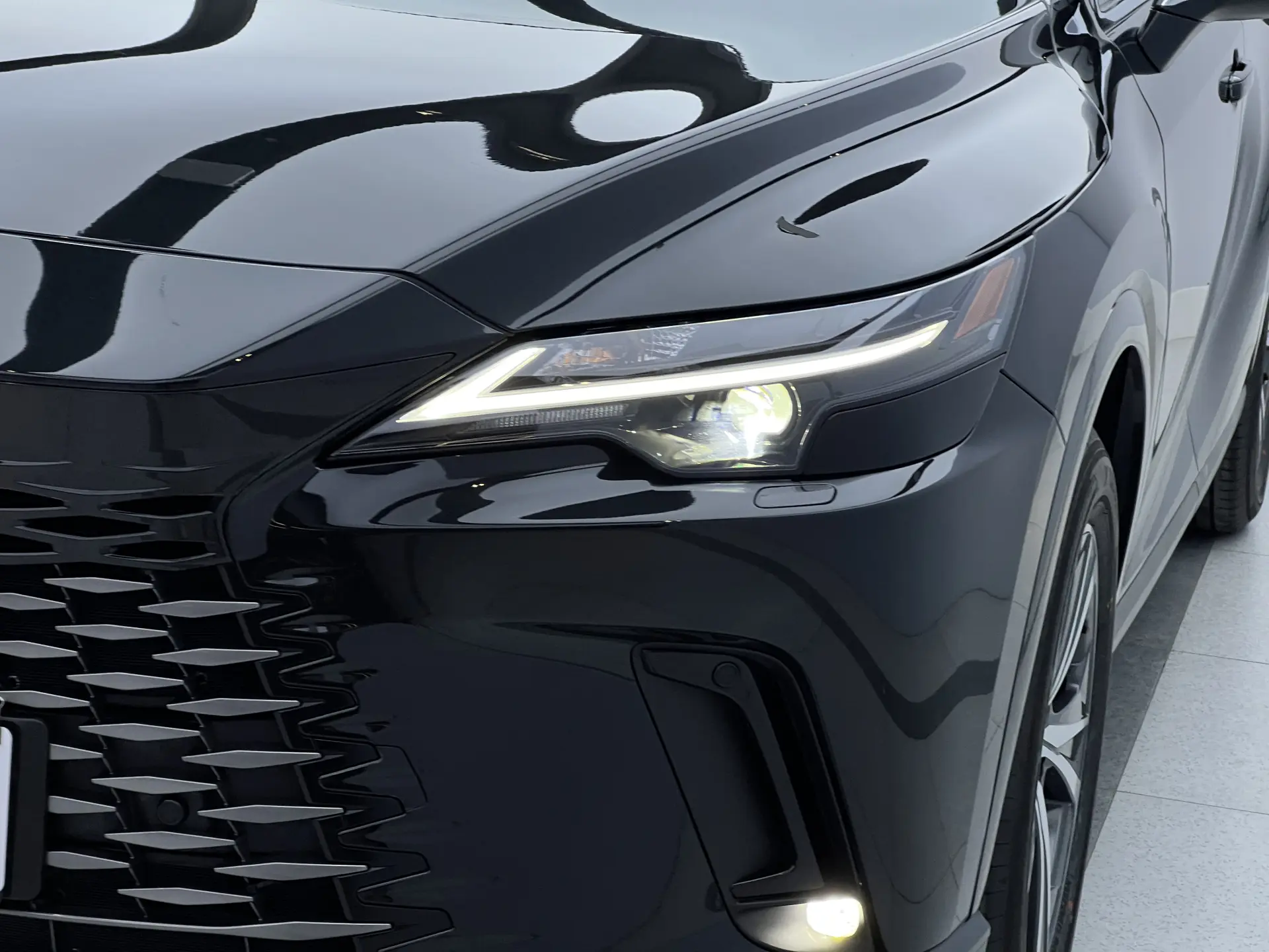 Lexus RX 350h, 2026 все фото