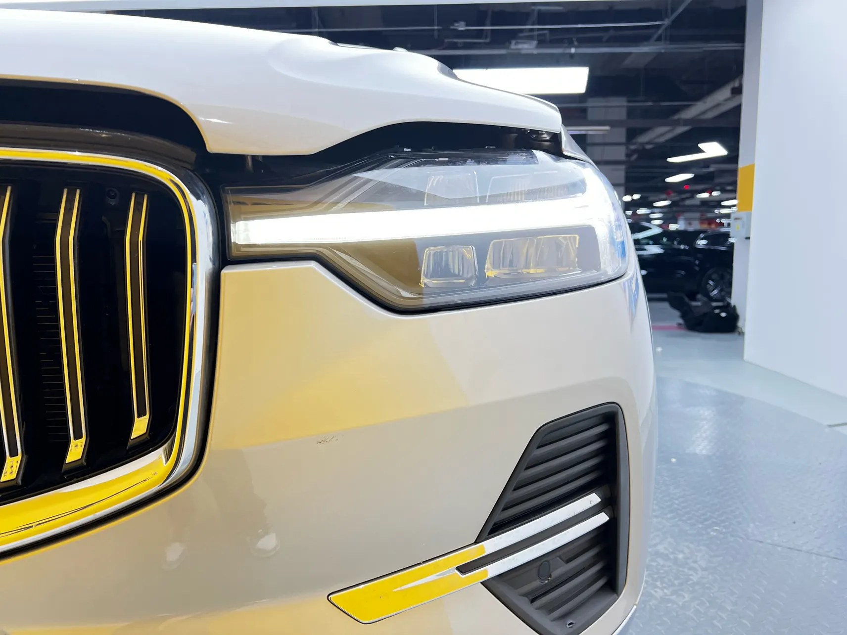Volvo XC60, 2022 8