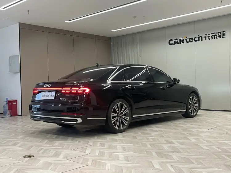 Audi A8, 2023 все фото