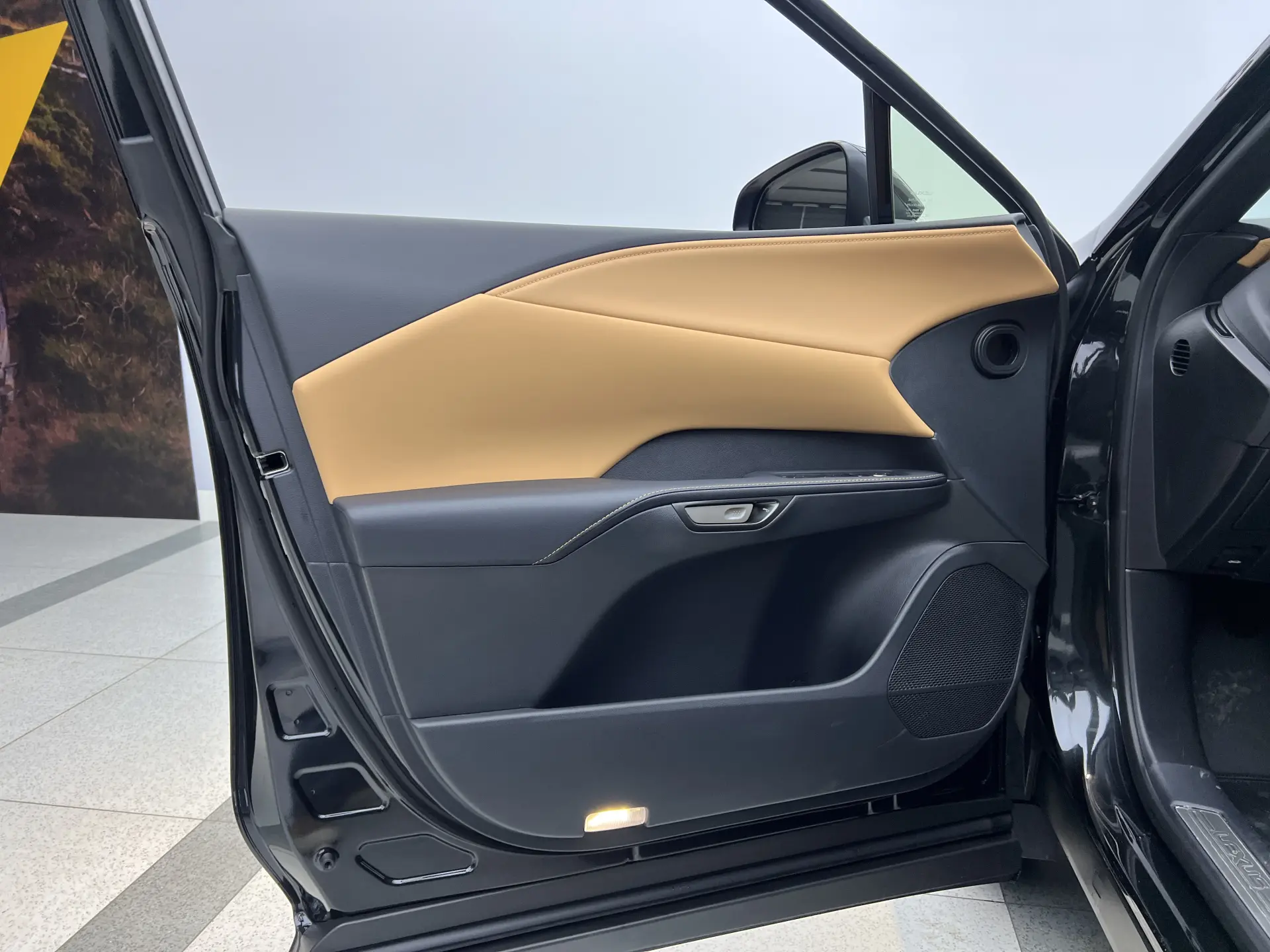 Lexus RX 350h, 2026 12