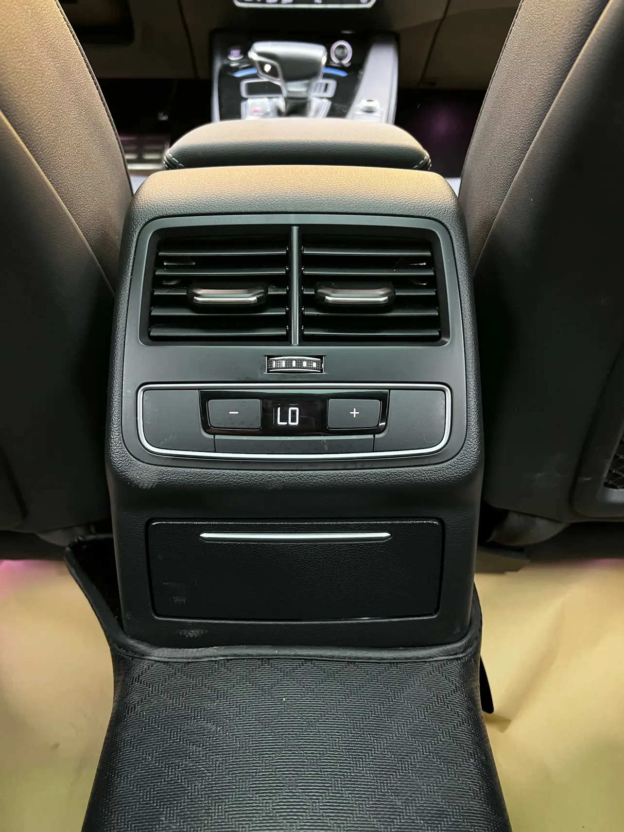 Audi A4L 40 TFSI, 2024 26