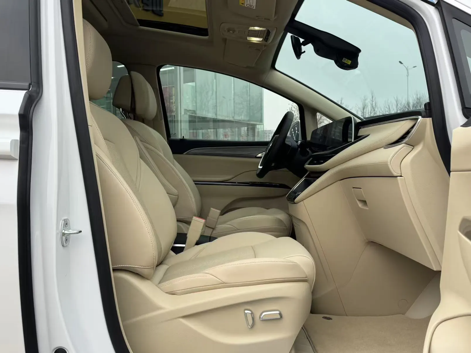 Buick GL8, 2025 14
