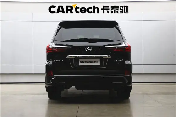 Lexus LX 570, 2020 7