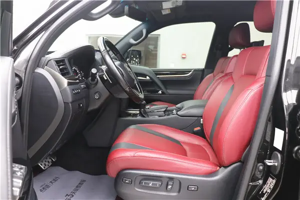 Lexus LX 570, 2020 все фото