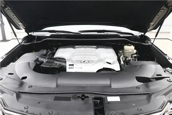 Lexus LX 570, 2020 6