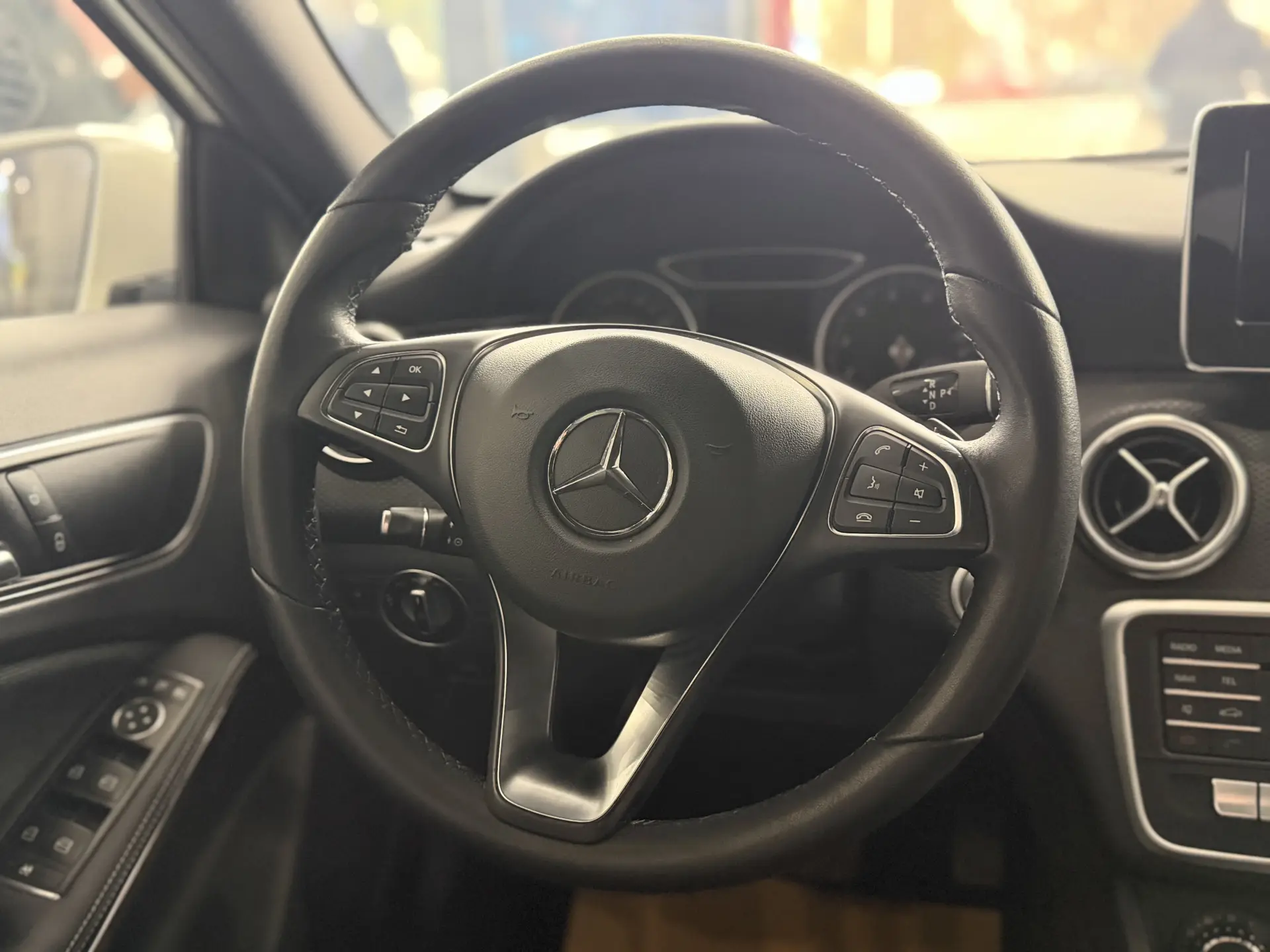 Mercedes-Benz A 200, 2018 16