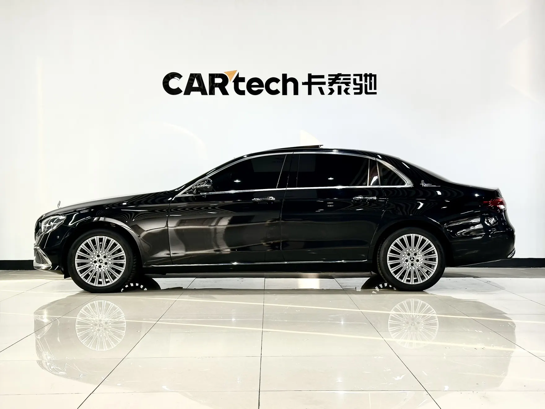 Mercedes-Benz E 300 L, 2023 все фото