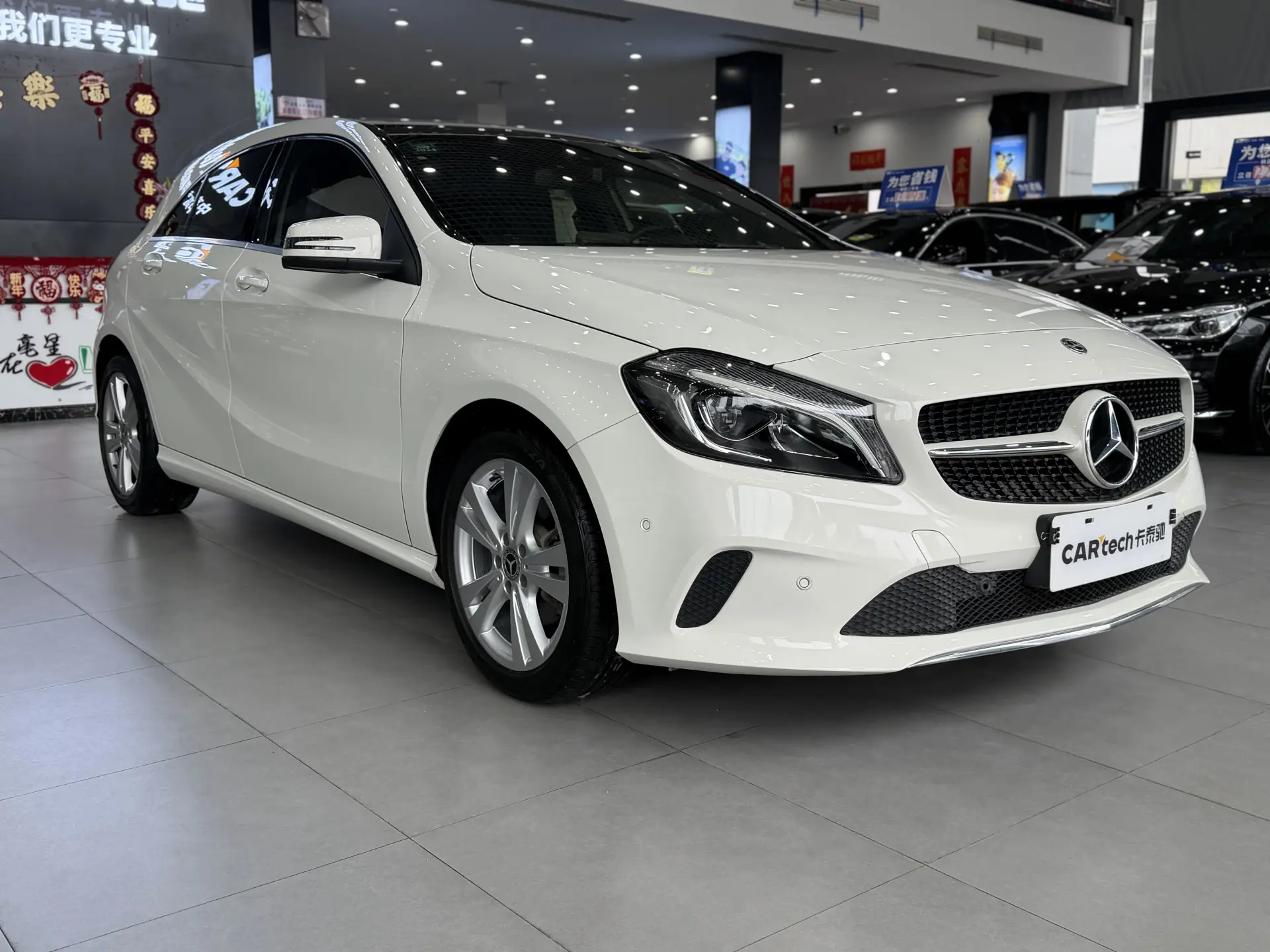 Mercedes-Benz A 200, 2018 3