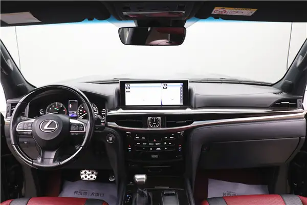Lexus LX 570, 2020 4