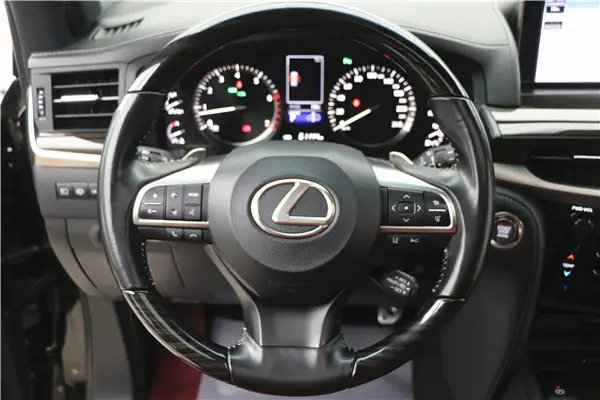 Lexus LX 570, 2020 12