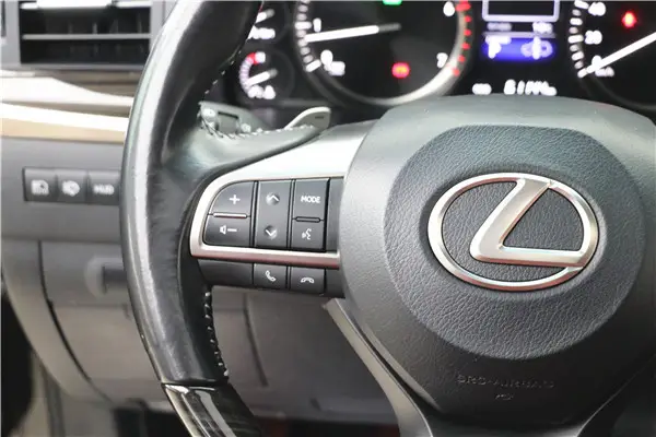 Lexus LX 570, 2020 13
