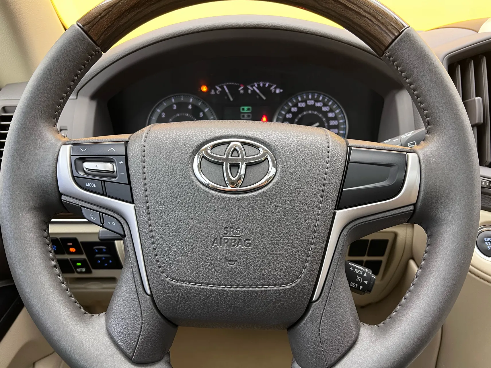 Toyota Land Cruiser, 2019 19