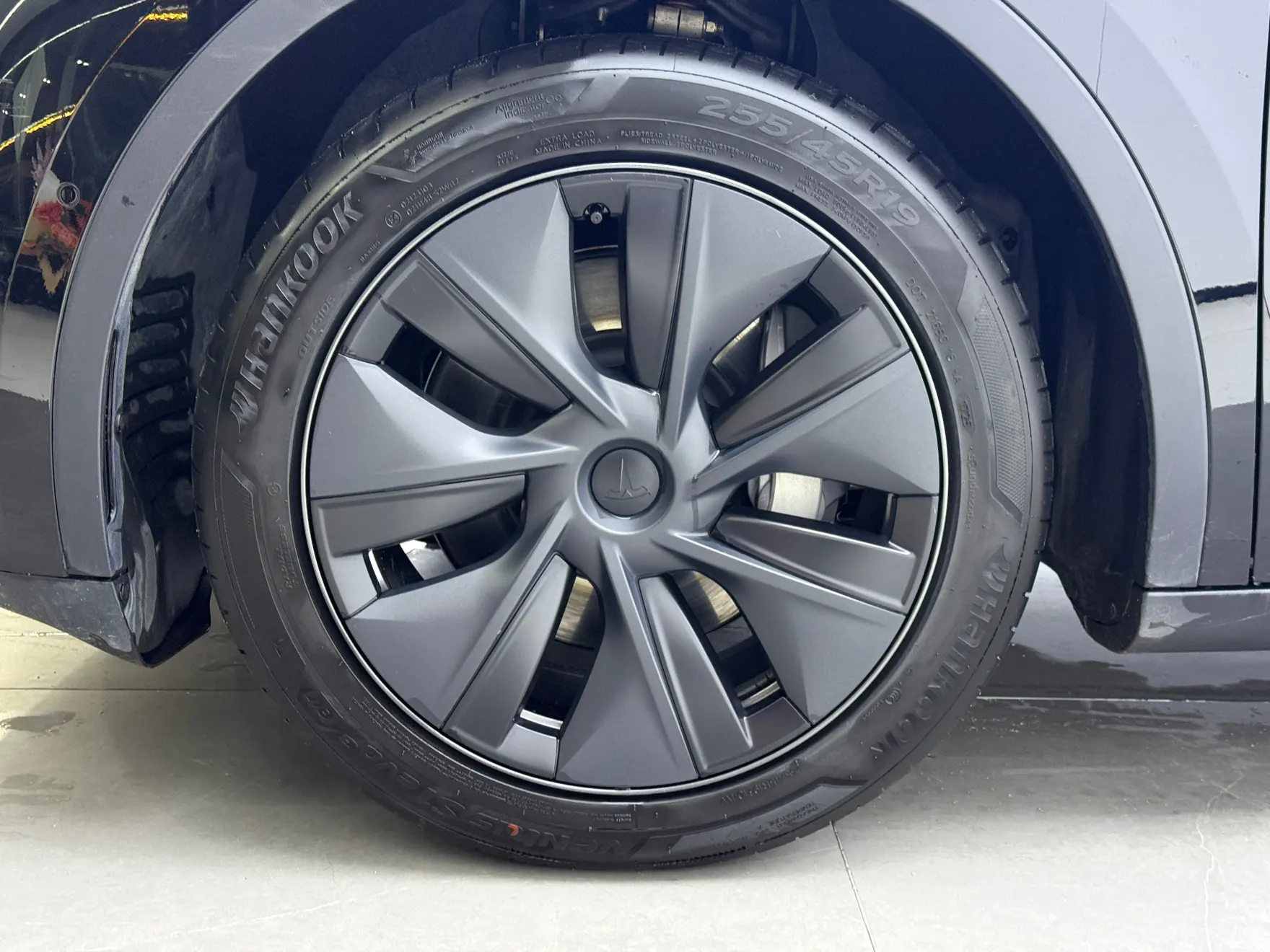 Tesla Model Y, 2024 11