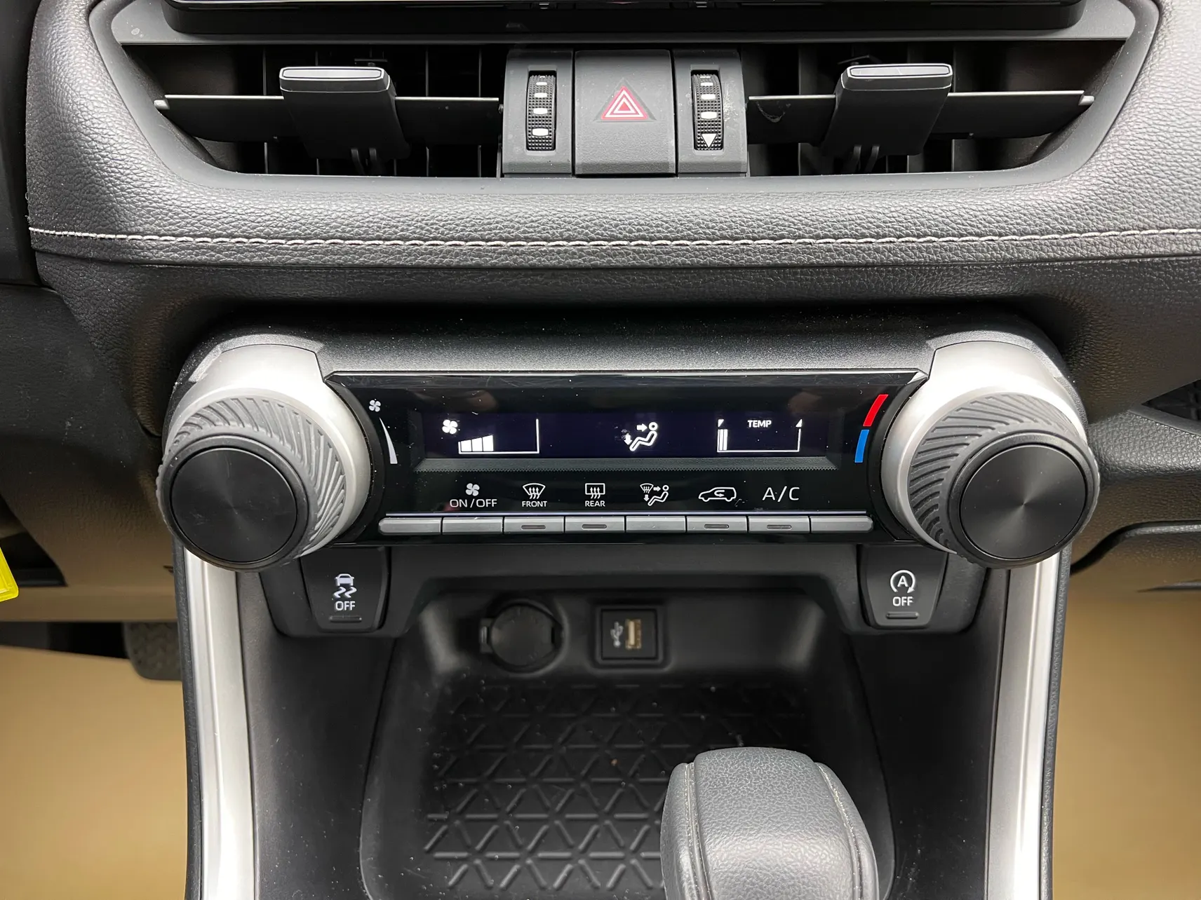 Toyota Wildlander, 2024 21