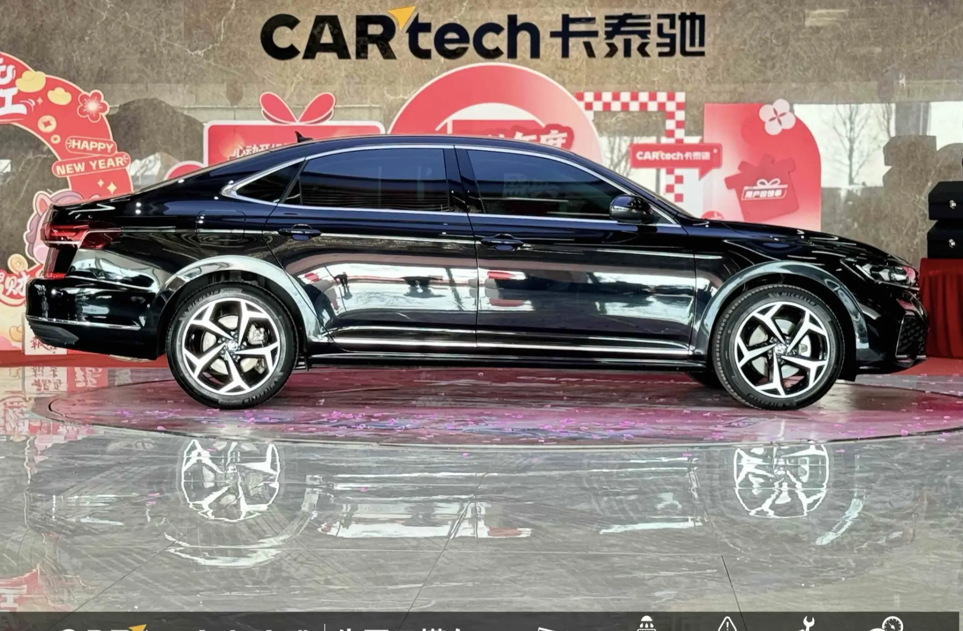 Volkswagen Passat, 2025 4