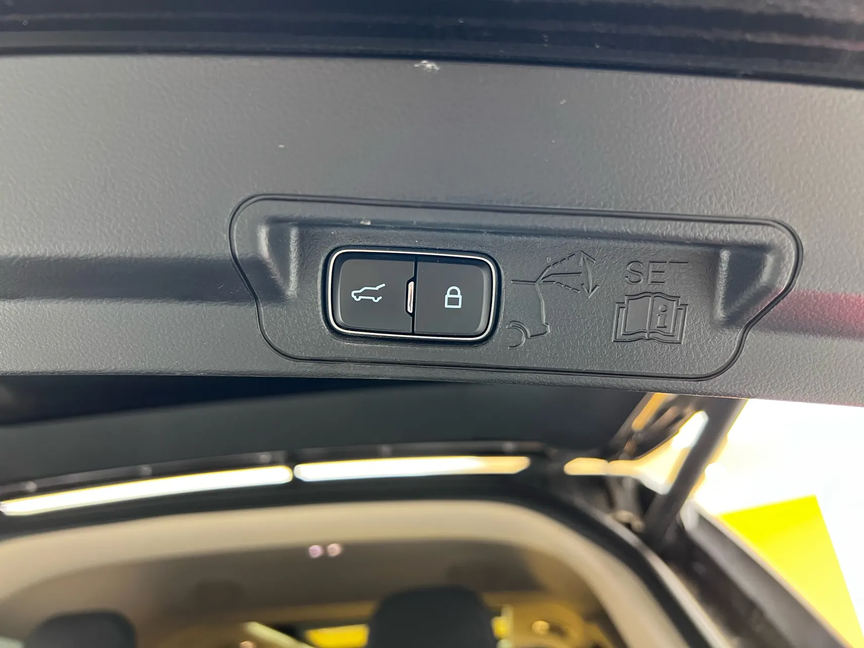Ford Explorer, 2024 12