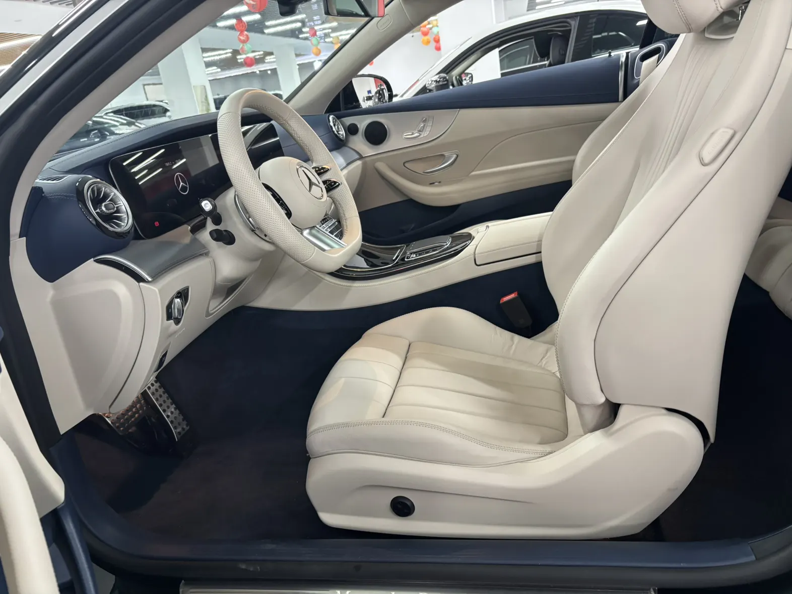 Mercedes-Benz E 260, 2023 16
