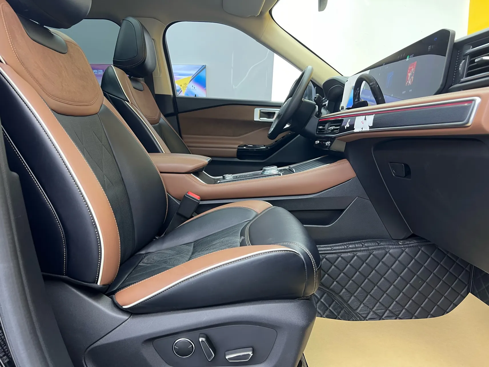 Ford Explorer, 2024 19