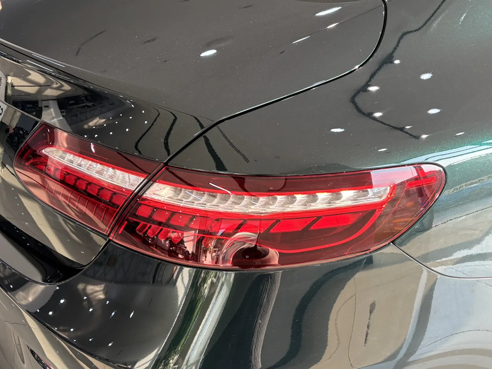Mercedes-Benz E 260, 2023 9
